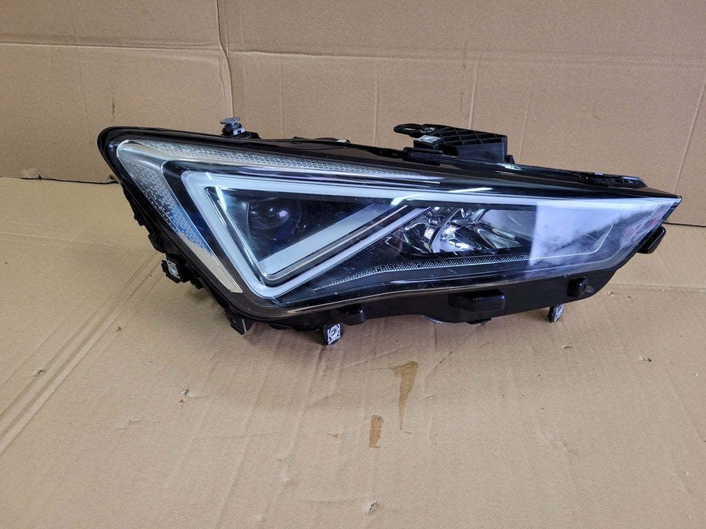 Frontscheinwerfer Seat Leon 5FB941008F 90188326 6F1941008C full LED Rechts