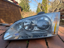 Laden Sie das Bild in den Galerie-Viewer, Frontscheinwerfer Ford Focus Links Scheinwerfer Headlight SCH9342594223hi