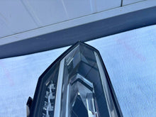 Laden Sie das Bild in den Galerie-Viewer, Frontscheinwerfer VW Touran 5TB941035E LED Ein Stück (Rechts oder Links)