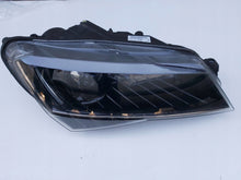 Laden Sie das Bild in den Galerie-Viewer, Frontscheinwerfer Skoda Superb III 3V1941016A Xenon Rechts Headlight