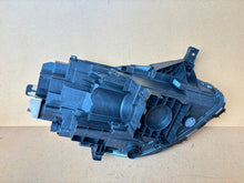 Laden Sie das Bild in den Galerie-Viewer, Frontscheinwerfer Ford Puma R1TB-13E015-AB Links Scheinwerfer Headlight SCH4459119998gj