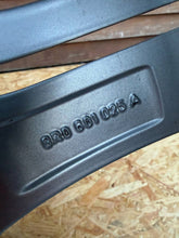 Laden Sie das Bild in den Galerie-Viewer, 1x Alufelge 18 Zoll 5x112 8R0601025AR Audi Q5 Rim Wheel FEL6179085316em