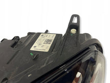 Laden Sie das Bild in den Galerie-Viewer, Frontscheinwerfer VW Touareg 7P1941031 Xenon Links Scheinwerfer Headlight SCH3687271153gx