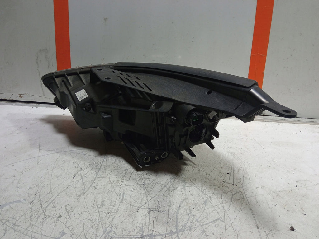 Frontscheinwerfer Hyundai Fastback LED Ein Stück (Rechts oder Links) Headlight SCH2089628263cs