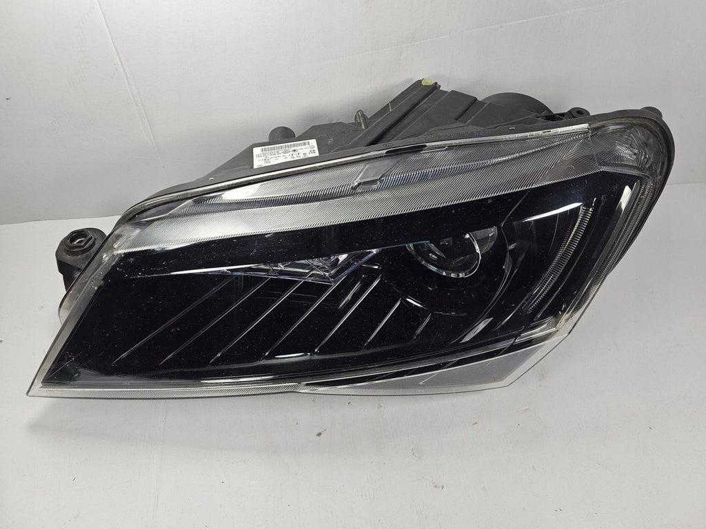 Frontscheinwerfer Skoda Superb III 3V1941015B Links Scheinwerfer Headlight SCH9230581160pi
