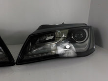 Laden Sie das Bild in den Galerie-Viewer, Frontscheinwerfer Audi A8 4H0941029AB 4H0941030AB Xenon Ein Satz Headlight SCH7585268241nq