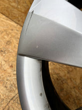 Laden Sie das Bild in den Galerie-Viewer, 1x Alufelge 17 Zoll 6.5&quot; 5x112 38ET 565601025J Skoda Kodiaq Rim Wheel