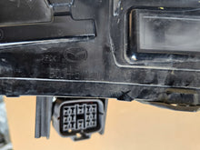 Laden Sie das Bild in den Galerie-Viewer, Frontscheinwerfer Mazda 3 Bp BCJH-51030 5E4941015A LED Rechts Headlight SCH5749528750yb