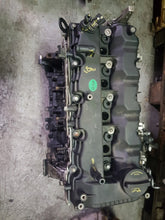 Laden Sie das Bild in den Galerie-Viewer, Motor Hyundai Terracan Hp Z15FB240 1.7 CRDI Diesel Engine Unkomplett MOT8465977198dk