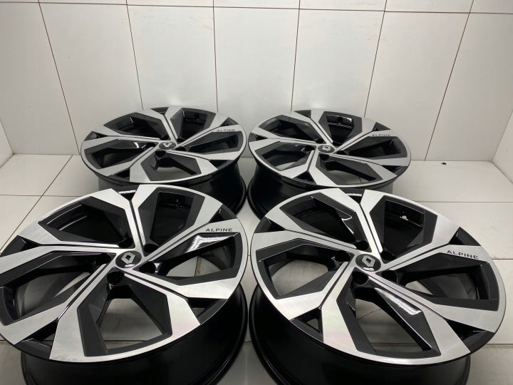4x Alufelge 20 Zoll 8.0" 5x114.3 40ET Glanz Schwarz 403001493R Alpine I FEL3747556788ur