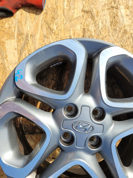 1x Alufelge 16 Zoll 6.0" 4x100 50ET Glanz Schwarz 52910C8700 Hyundai I20 II Mg FEL9986045617oh
