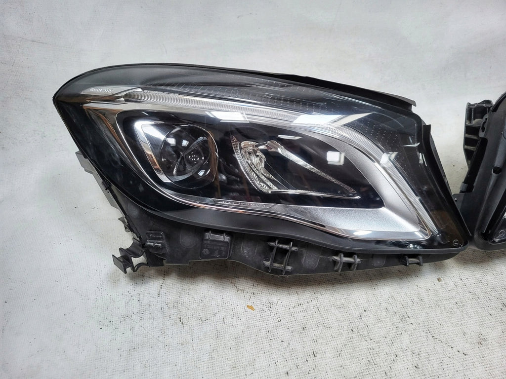Frontscheinwerfer Mercedes-Benz Gla A1569066900 A1569067000 Full LED Ein Satz SCH3599076067wx