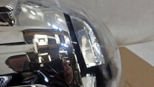 Laden Sie das Bild in den Galerie-Viewer, Frontscheinwerfer Mitsubishi 90738200 Rechts Scheinwerfer Headlight SCH9016000329km