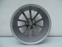 Load image into Gallery viewer, 1x Alufelge 17 Zoll 7.5&quot; 5x112 36ET Glanz Silber 4K0601025 Audi A6 C8 Rim Wheel