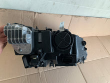 Laden Sie das Bild in den Galerie-Viewer, Frontscheinwerfer Seat Ateca 579941007G Links Scheinwerfer Headlight SCH5777928983po