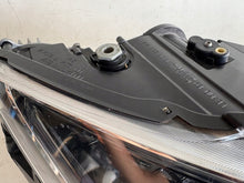 Laden Sie das Bild in den Galerie-Viewer, Frontscheinwerfer Seat Leon 5F1941774A Full LED Rechts Scheinwerfer Headlight