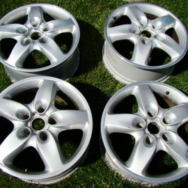 4x Alufelge 18 Zoll 8.0