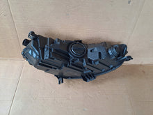 Laden Sie das Bild in den Galerie-Viewer, Frontscheinwerfer Audi A4 B9 8W0941011 LED Links Scheinwerfer Headlight