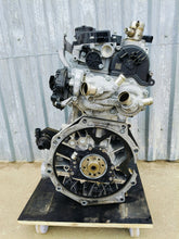 Laden Sie das Bild in den Galerie-Viewer, Motor VW Golf VIII Variant DFYA 1.5 TSI 150PS 110kW 62TKm 2021 Benzin Komplett