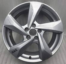 Load image into Gallery viewer, 1x Alufelge 18 Zoll 7.0" 5x112 43ET Glanz Silber 83A601025H Audi Q3 Rim Wheel FEL2741201420vu