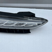 Laden Sie das Bild in den Galerie-Viewer, Frontscheinwerfer Hyundai Kona 92208-J92 LED Rechts Scheinwerfer Headlight SCH7539524322ij