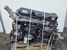 Load image into Gallery viewer, Motor Renault DXI11 460PS 2006 Diesel Engine Unkomplett