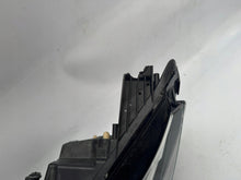 Laden Sie das Bild in den Galerie-Viewer, Frontscheinwerfer Dacia Sandero III 260601750R Full LED Rechts oder Links