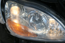 Laden Sie das Bild in den Galerie-Viewer, Frontscheinwerfer Mercedes-Benz W220 A2208203861 LED Rechts Headlight