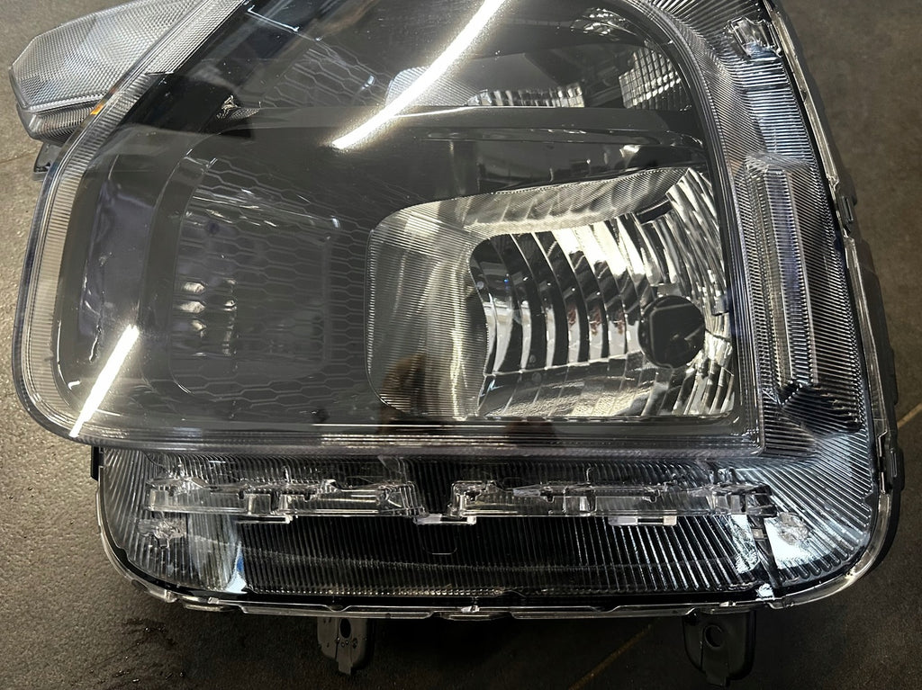 Frontscheinwerfer Hyundai Staria 92101-CG000 CG921-61030 Xenon Links Headlight SCH1280702587qx