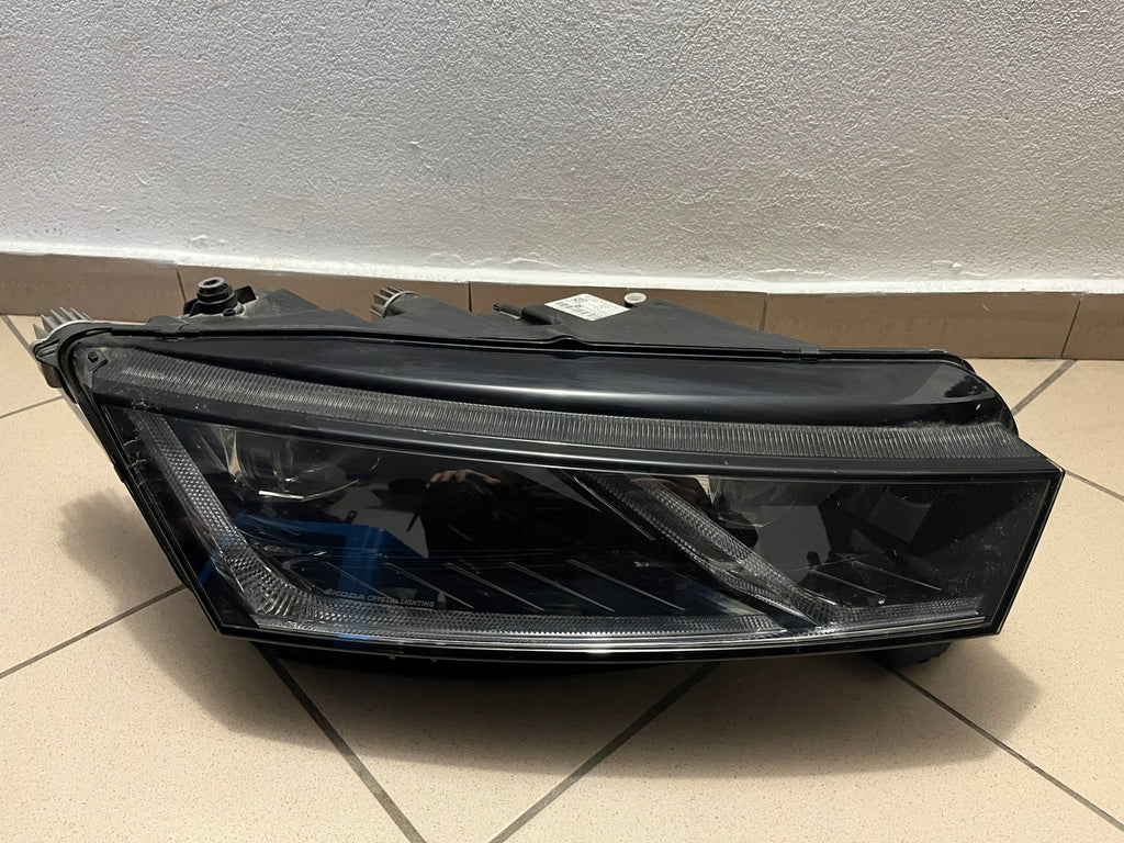 Frontscheinwerfer Skoda Octavia IV 5E4941016A LED Rechts Scheinwerfer Headlight SCH3953128740nm