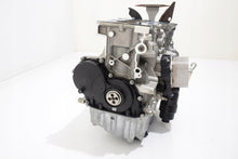 Laden Sie das Bild in den Galerie-Viewer, Motorblock BMW F44 F45 F39 F48 F40 F46 B38A15A 1.5 Benzin Unkomplett