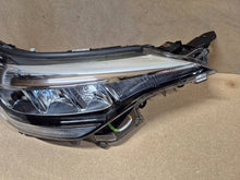 Laden Sie das Bild in den Galerie-Viewer, Frontscheinwerfer Toyota C-Hr Chr 81110-F4180 LED Rechts Scheinwerfer Headlight SCH5036285637vx