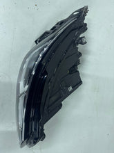 Laden Sie das Bild in den Galerie-Viewer, Frontscheinwerfer VW Golf VIII 5H1941006 LED Rechts Scheinwerfer Headlight SCH4537406902yk