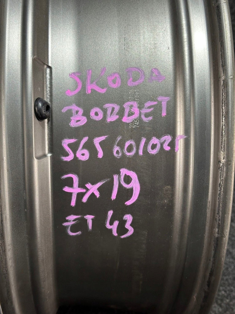 1x Alufelge 19 Zoll 565601025AJ Skoda Kodiaq Rim Wheel FEL9745143816cd
