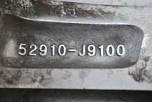 Load image into Gallery viewer, 1x Alufelge 16 Zoll 6.5&quot; 5x114.3 44ET 52910-J9100 Hyundai Sonata Rim Wheel