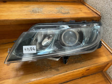 Laden Sie das Bild in den Galerie-Viewer, Frontscheinwerfer Saab 95 9-5 12775740 Xenon Links Scheinwerfer Headlight
