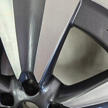 Laden Sie das Bild in den Galerie-Viewer, 1x Alufelge 17 Zoll 6.5" 5x114.3 45ET 3NA3A Nissan III Pulsar Talisman Scenic FEL7919166975bn