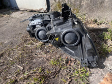 Laden Sie das Bild in den Galerie-Viewer, Frontscheinwerfer Ford Kuga GV41-13D155AJ Ein Stück (Rechts oder Links) SCH2751689877ot