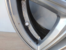 Laden Sie das Bild in den Galerie-Viewer, 1x Alufelge 17 Zoll 7.5" 5x112 27ET KBA51525 Audi Rim Wheel FEL8956553876iy