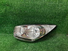 Laden Sie das Bild in den Galerie-Viewer, Frontscheinwerfer Kia Venga CSC15691 Links Scheinwerfer Headlight