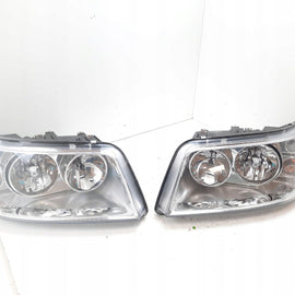 Frontscheinwerfer VW Transporter Caravelle 304411175L Links Headlight SCH2865224534tj