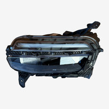 Laden Sie das Bild in den Galerie-Viewer, Frontscheinwerfer Jeep I 52218721 LED Links Scheinwerfer Headlight SCH8973908445cf