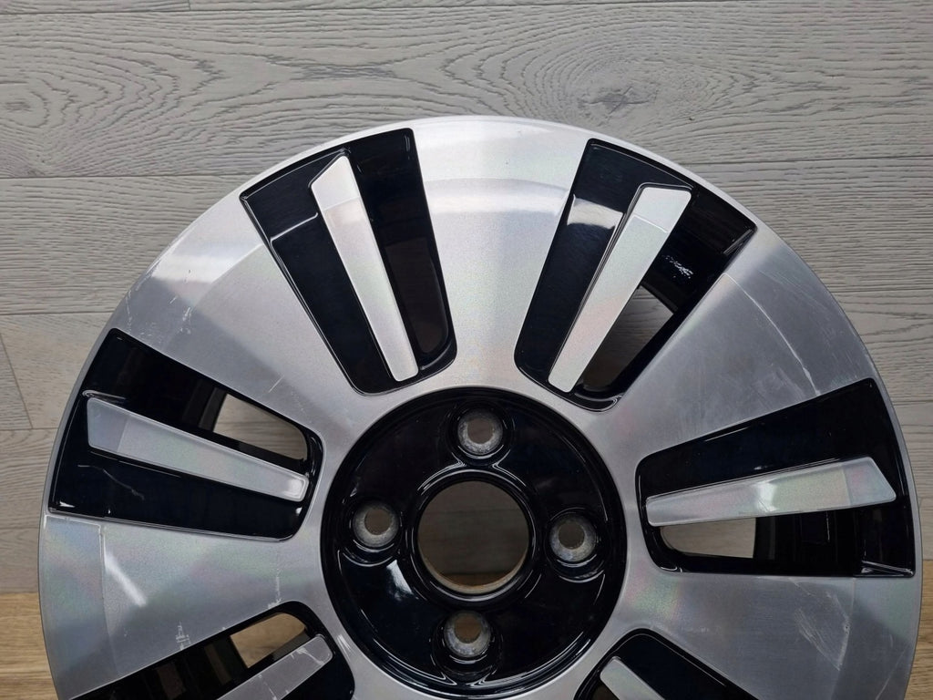 1x Alufelge 15 Zoll 5.0" 4x100 35ET Glanz Silber 1S0601025AH VW Up Rim Wheel FEL2183620089gc