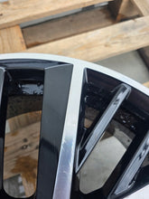 Load image into Gallery viewer, 1x Alufelge 19 Zoll 7.5" 5x112 51ET Glanz Schwarz 5G0601025AN VW Golf VII I FEL2730181811ri