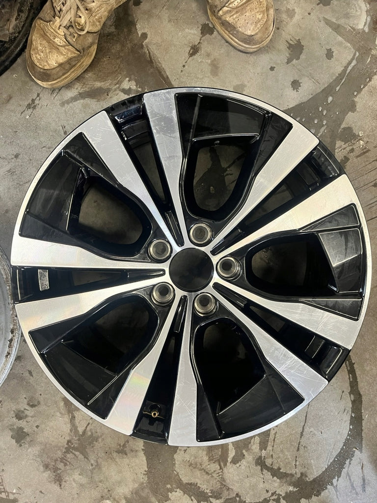 1x Alufelge 17 Zoll 7.5" 5x108 Glanz Graphit 32327081 Volvo I Rim Wheel FEL6247112043bz