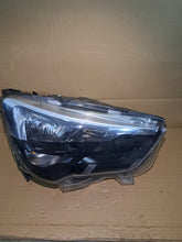 Laden Sie das Bild in den Galerie-Viewer, Frontscheinwerfer Opel E Combo 90145300 9816825480 LED Rechts Headlight