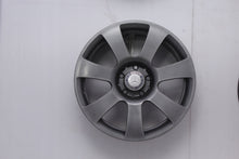 Load image into Gallery viewer, 1x Alufelge 17 Zoll 8.0" 5x112 43ET Glanz Silber A2214010202 Mercedes-Benz FEL3520587860vt