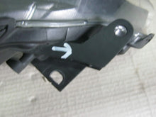 Laden Sie das Bild in den Galerie-Viewer, Frontscheinwerfer Toyota Yaris Links Scheinwerfer Headlight