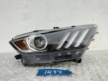 Laden Sie das Bild in den Galerie-Viewer, Frontscheinwerfer Ford FR3B-13005-B Xenon Rechts Scheinwerfer Headlight SCH3844903991cs