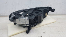 Laden Sie das Bild in den Galerie-Viewer, Frontscheinwerfer VW T-Roc 2GA941035AF 2GA941036AF Full LED Links Headlight